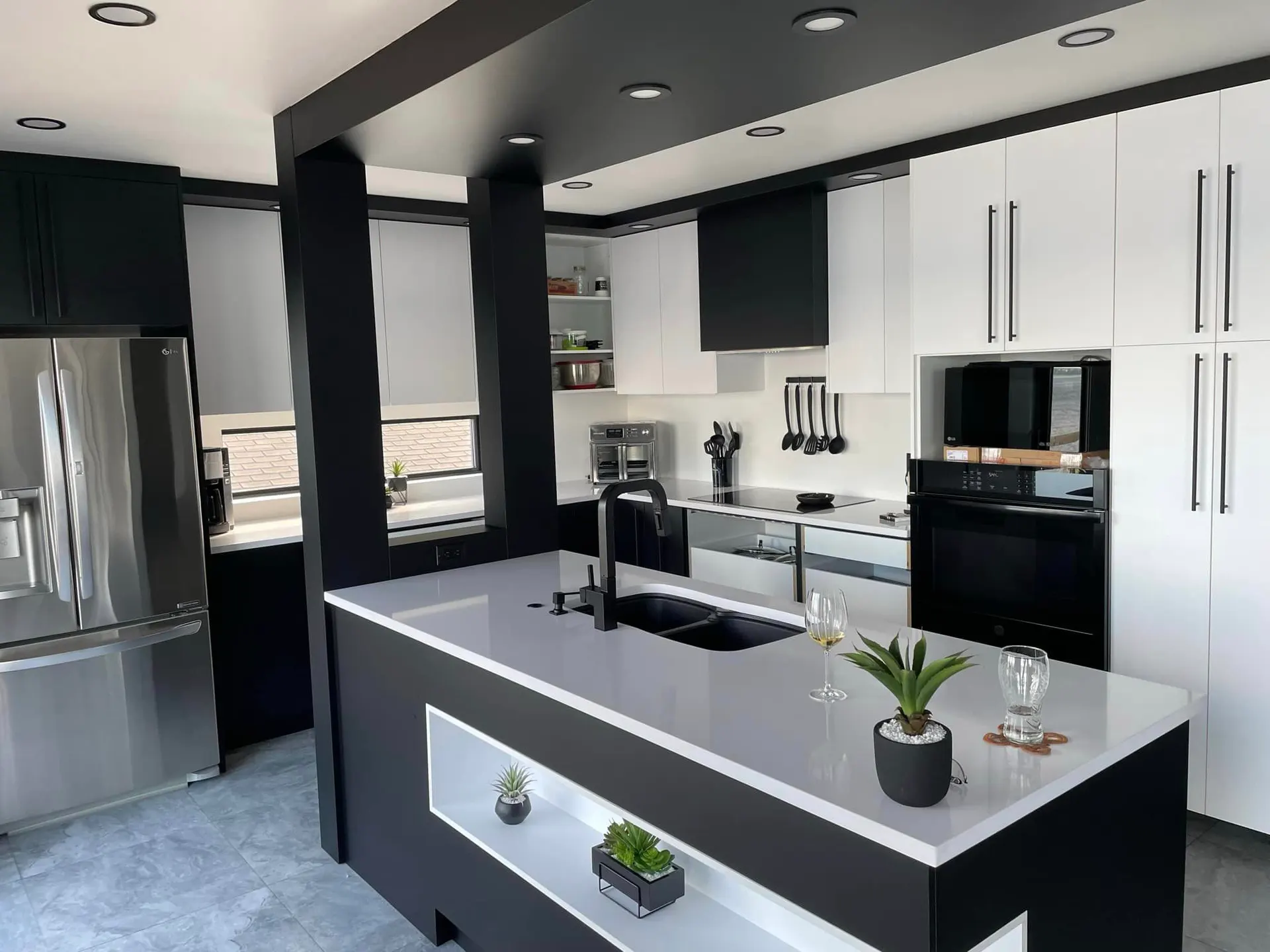 Rénovation de cuisine moderne par Teck-home Rénovation de cuisine moderne par Teck-home